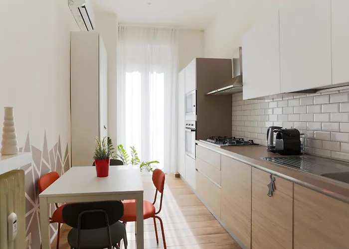 Della Corte House - Elegant Station Διαμέρισμα
