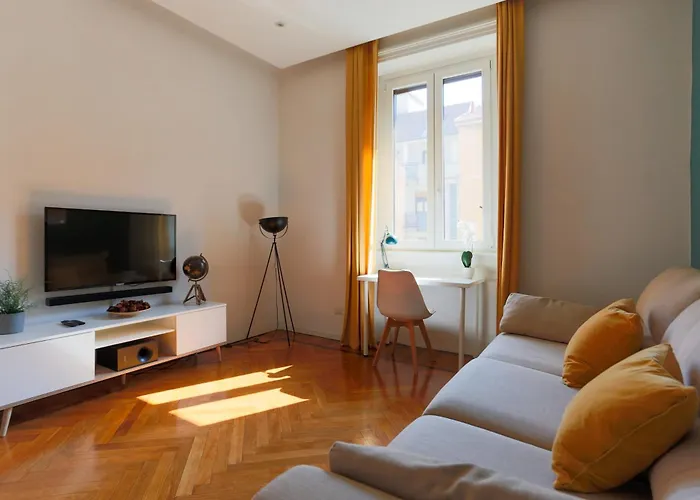 Della Corte House - Elegant Station Διαμέρισμα
