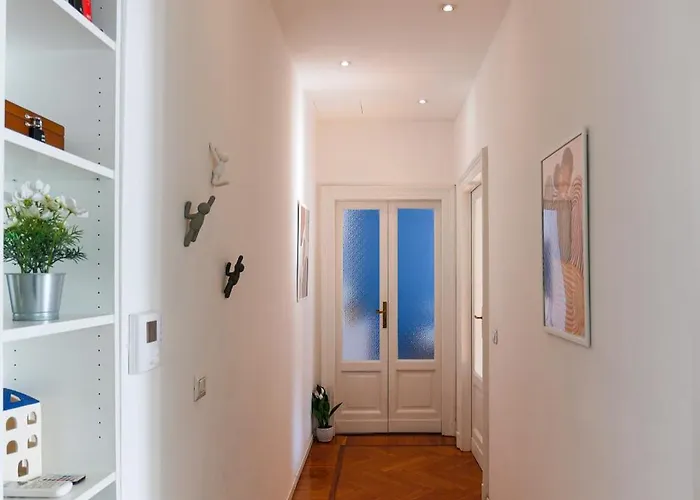 Della Corte House - Elegant Station Μιλάνο